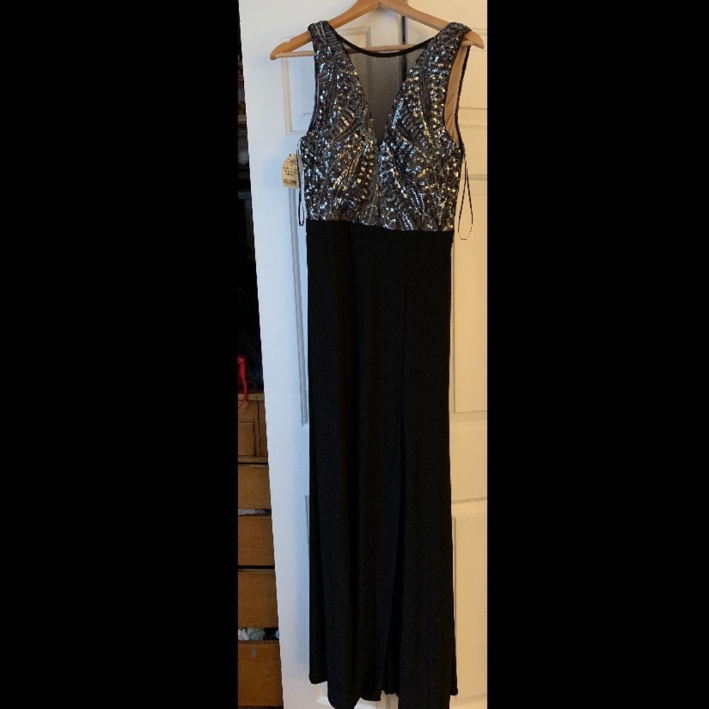 Gorgeous sparkly prom dress